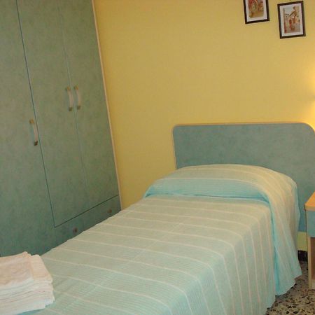 Hotel Villa Ersilia Rimini B&B Экстерьер фото