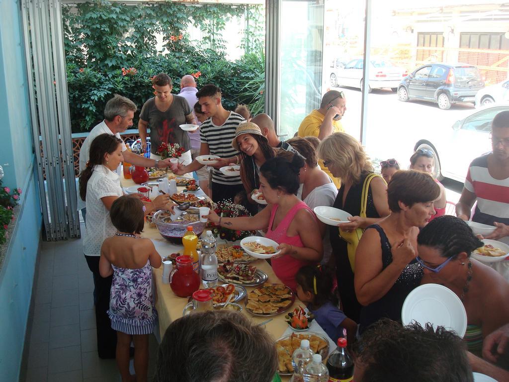 Hotel Villa Ersilia Rimini B&B Экстерьер фото