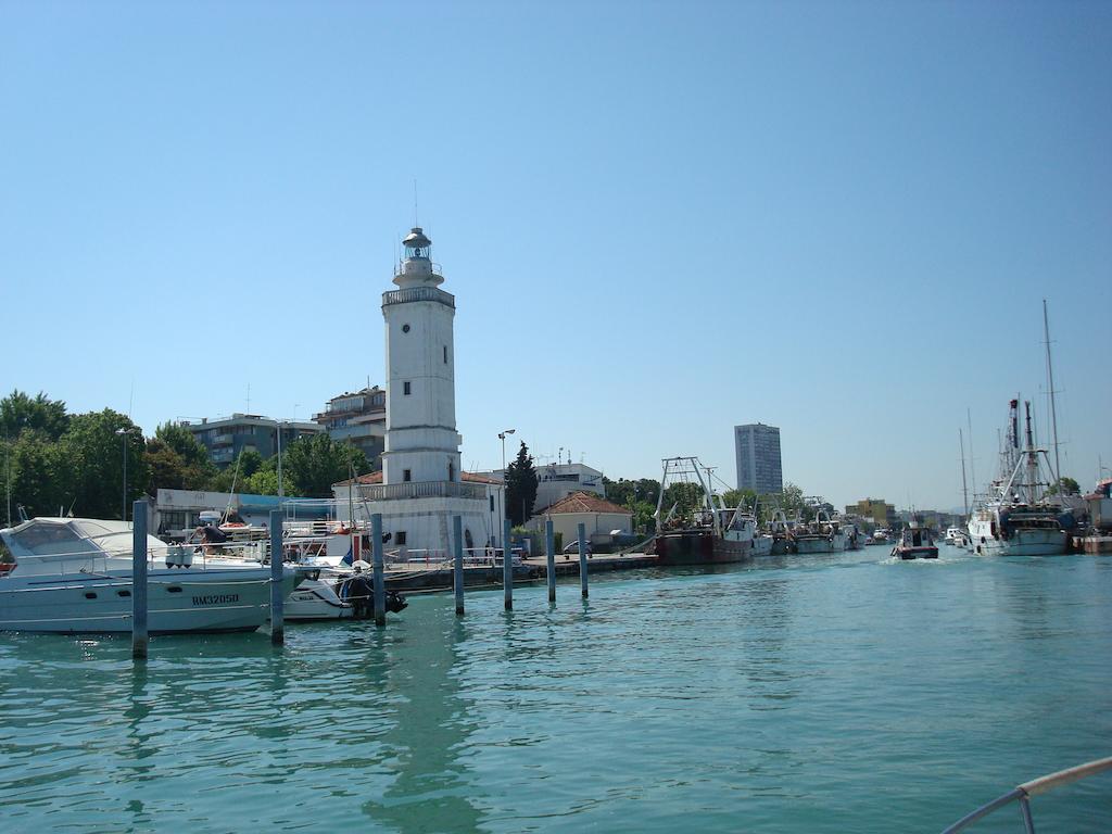 Hotel Villa Ersilia Rimini B&B Экстерьер фото